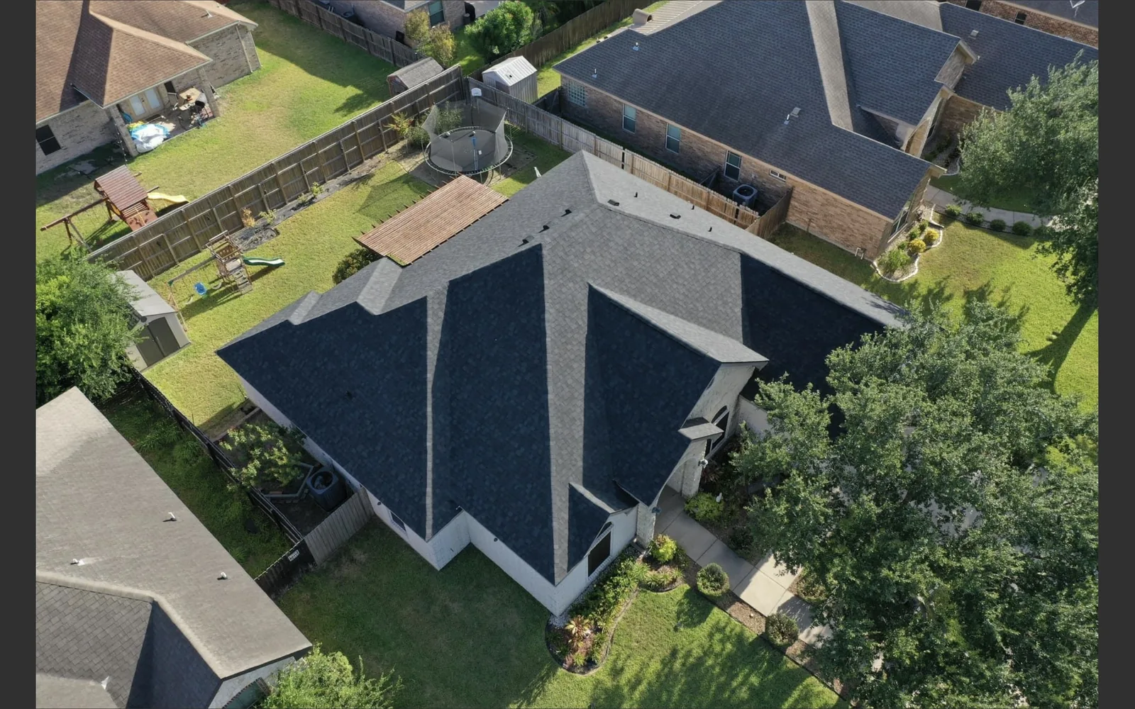 GAF HDZ Charcoal roof in The Woodlands
